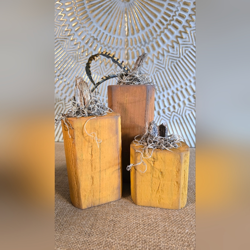 Set of 3 pumpkins